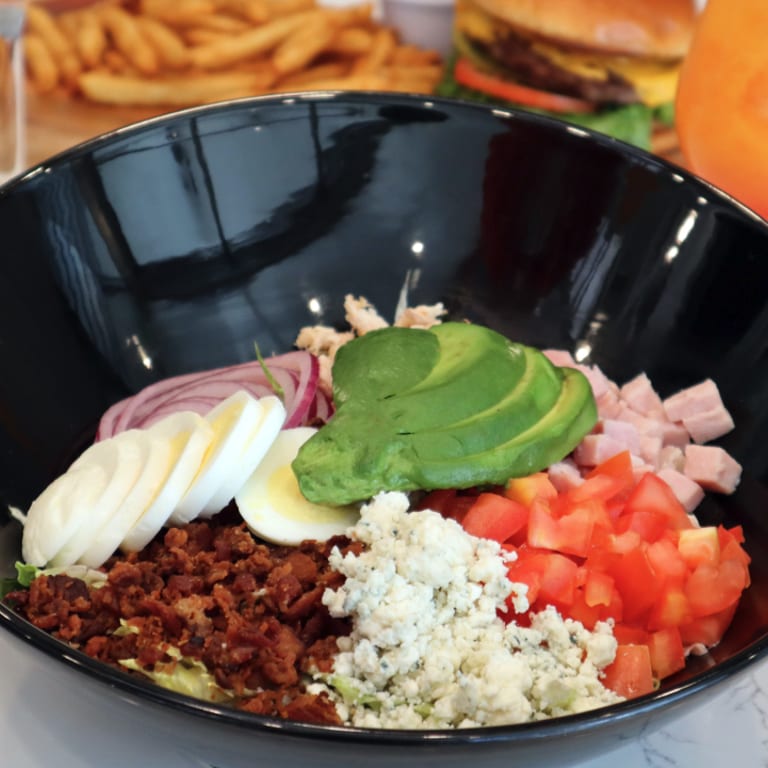 Cobb Salad: A Fresh Californian Classic