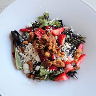 Fresh Strawberry Salad